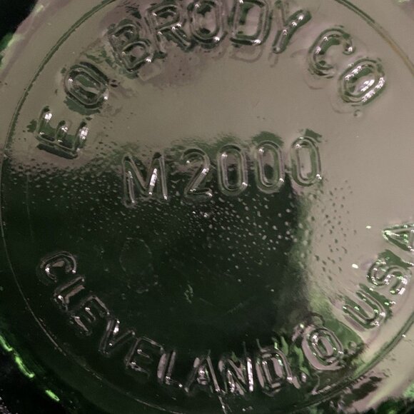 EO Brody Co Green Glass Ribbed Pedestal Bowl Scallop Edge M2000-Vintage-3" Tall. - Picture 5 of 7